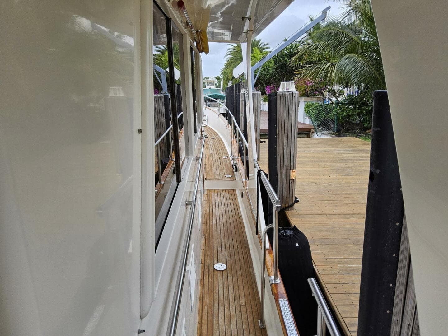 1997 Grand Banks Europa — photo 40