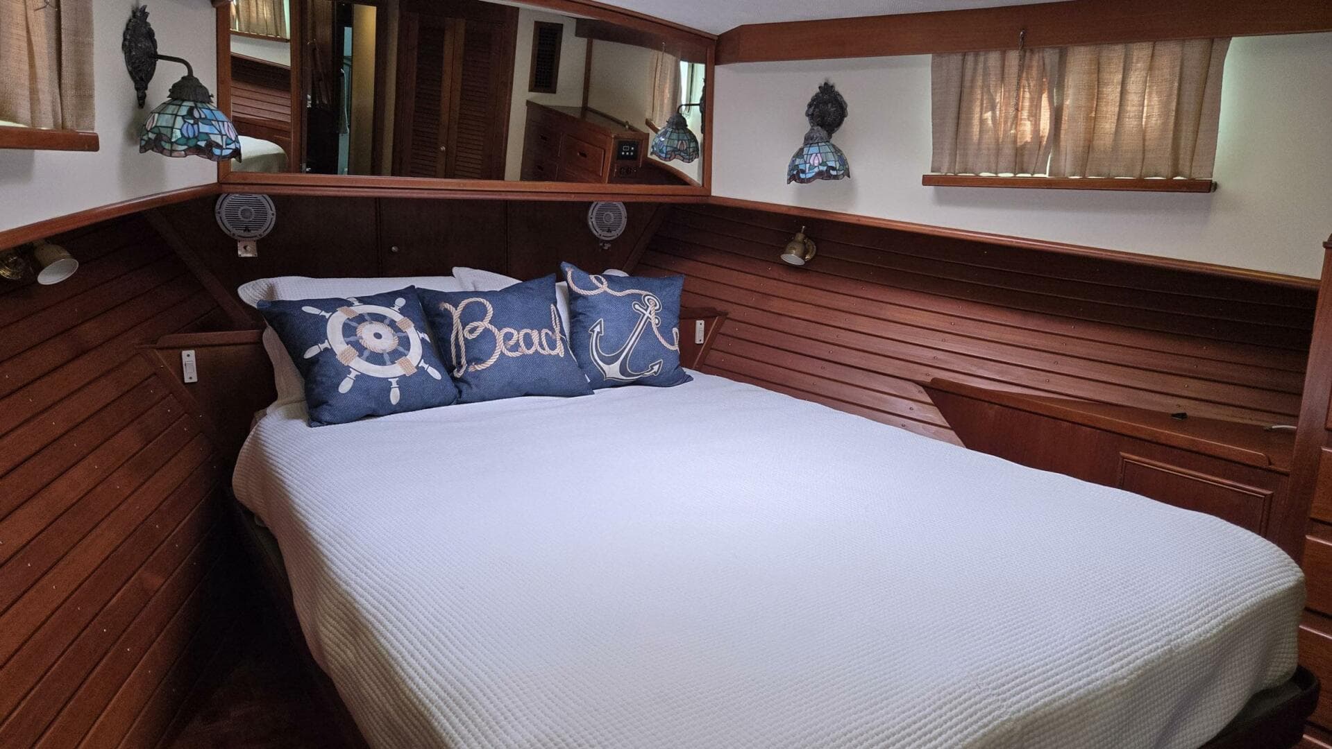 1997 Grand Banks Europa — photo 36