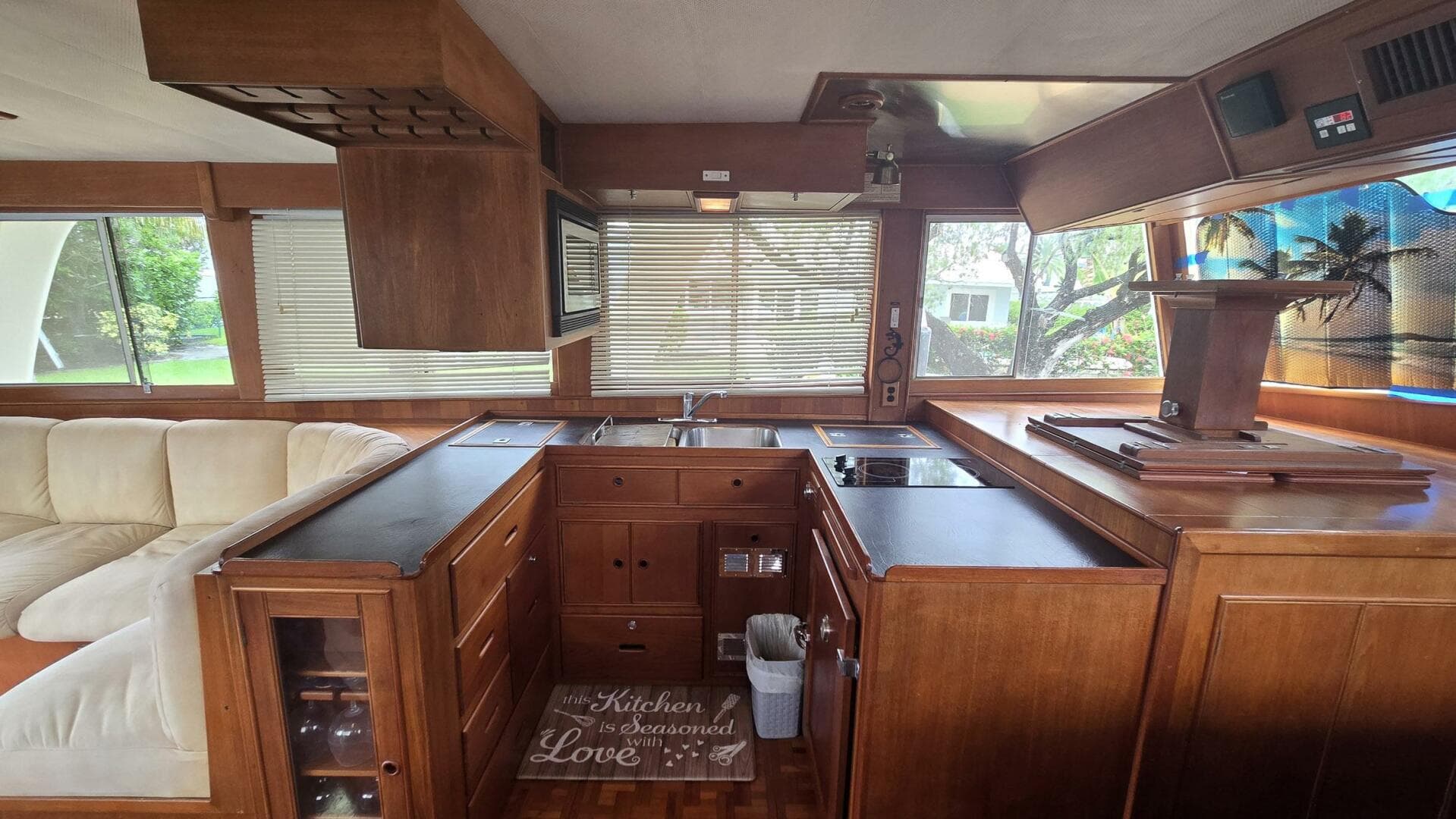 1997 Grand Banks Europa — photo 5