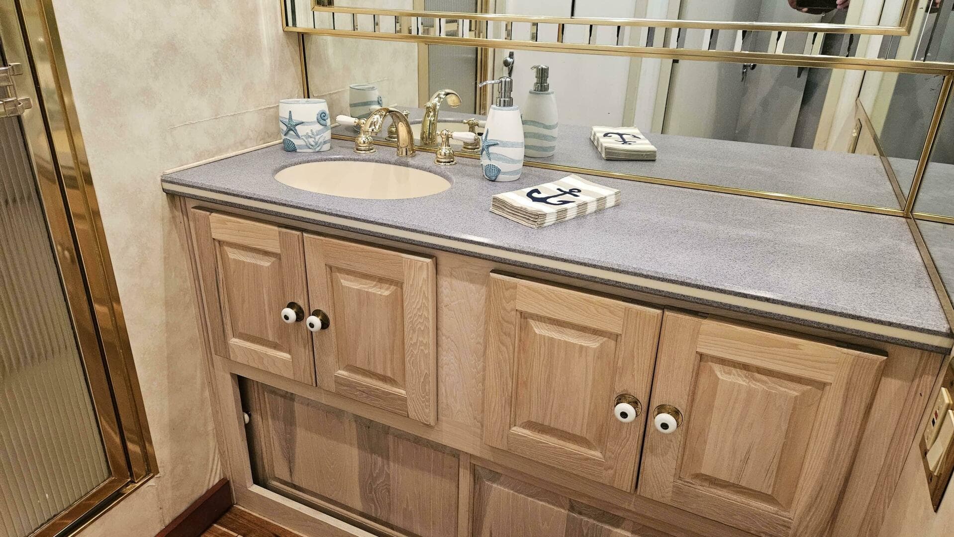 1971 Chris-Craft 47 Commander — photo 55