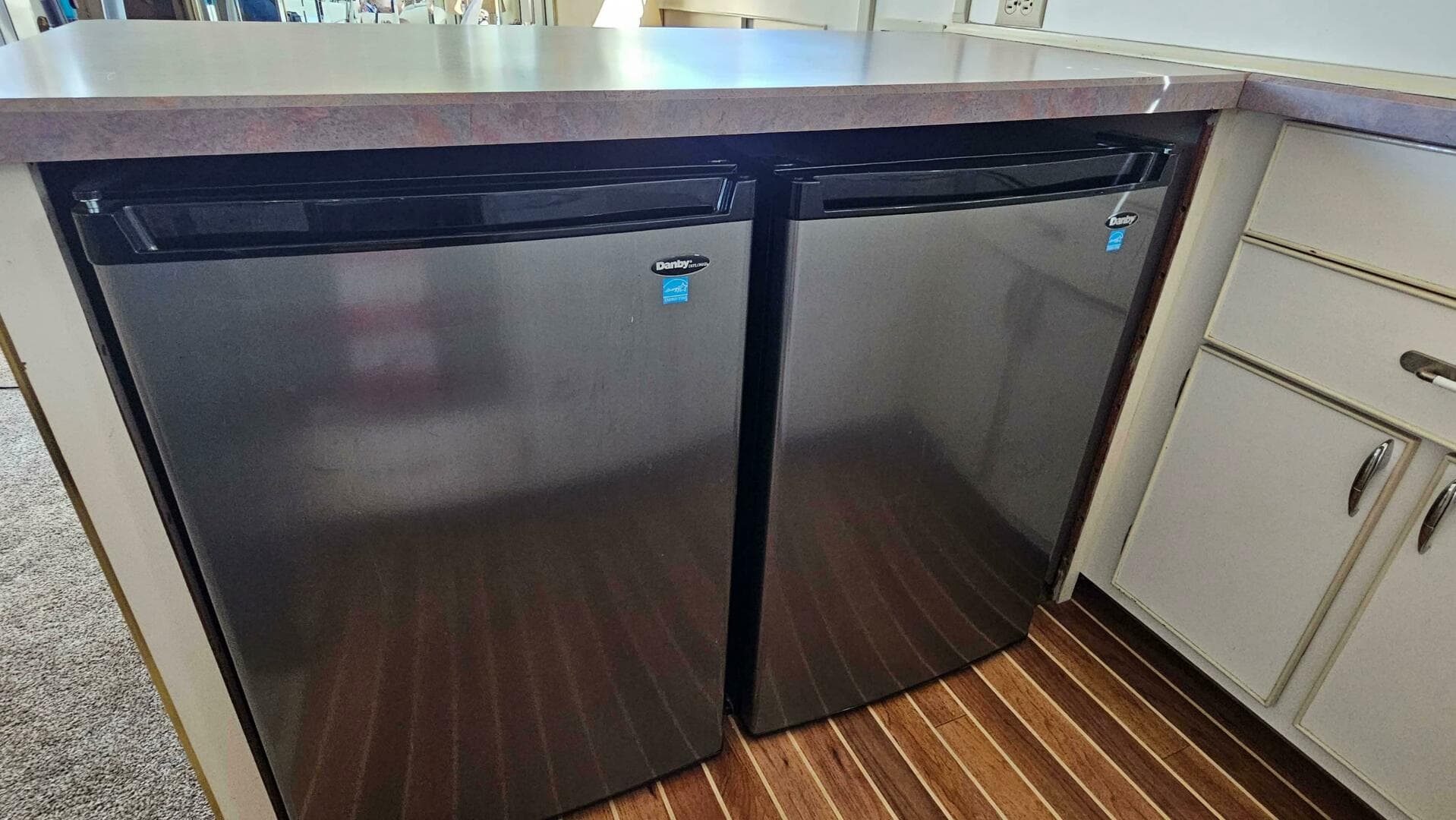 1971 Chris-Craft 47 Commander — photo 32