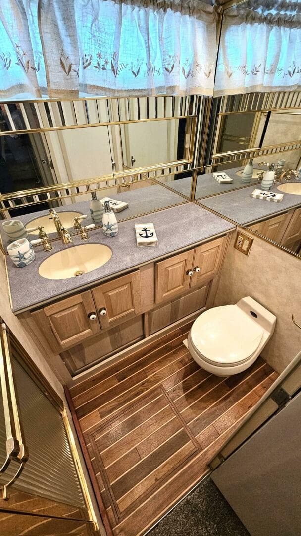 1971 Chris-Craft 47 Commander — photo 53