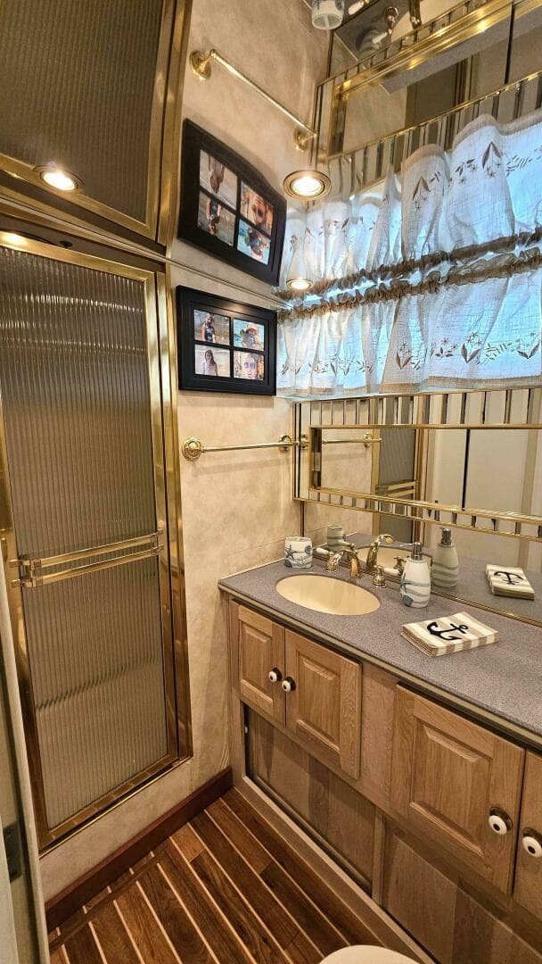 1971 Chris-Craft 47 Commander — photo 56