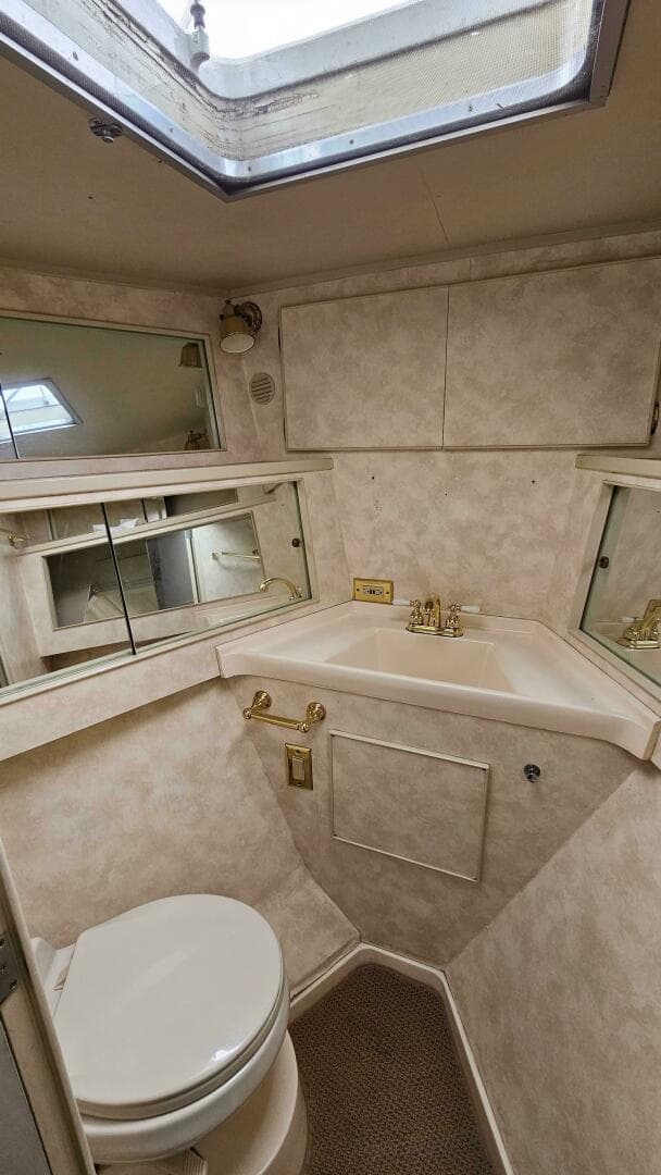 1971 Chris-Craft 47 Commander — photo 64