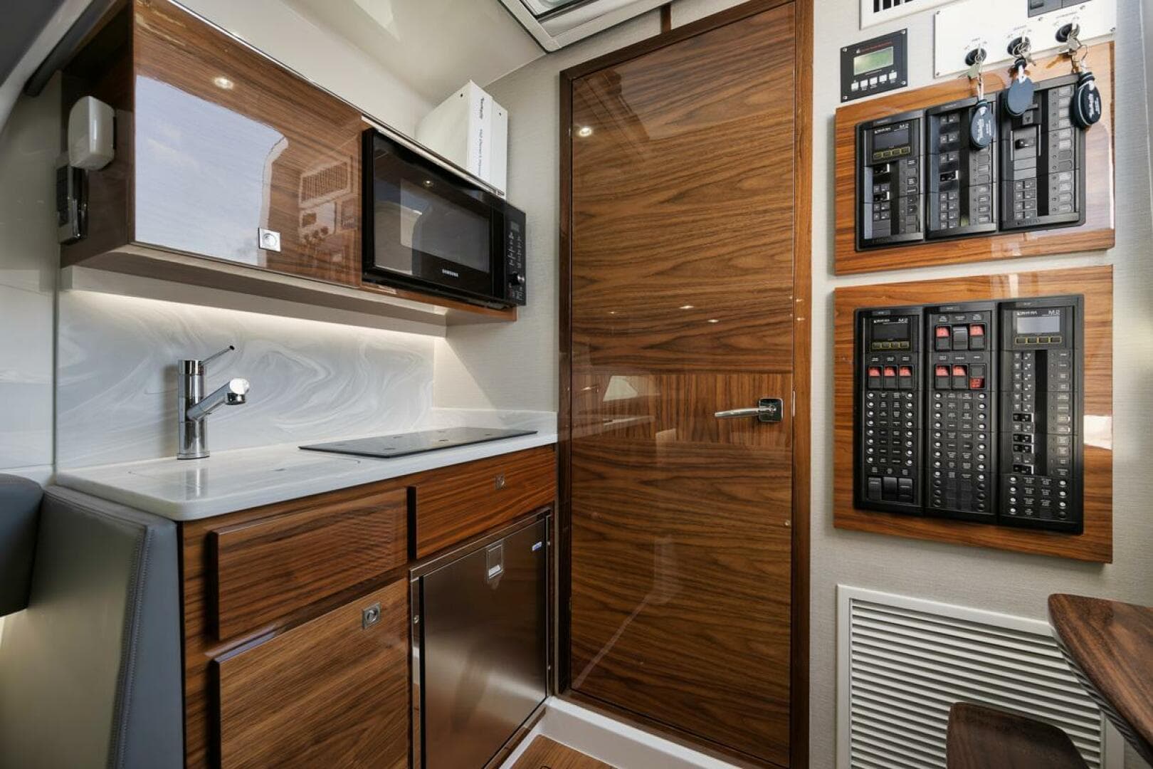 2023 Valhalla Boatworks V-46 — photo 30