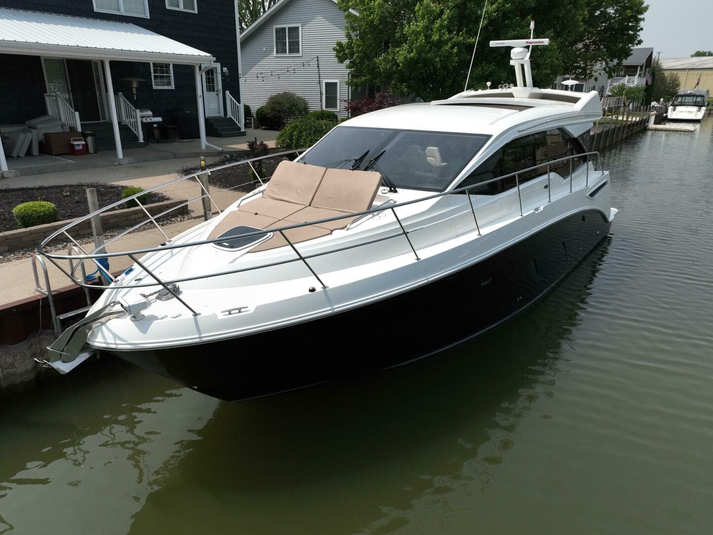 2017 Sea Ray 460 Sundancer — photo 60