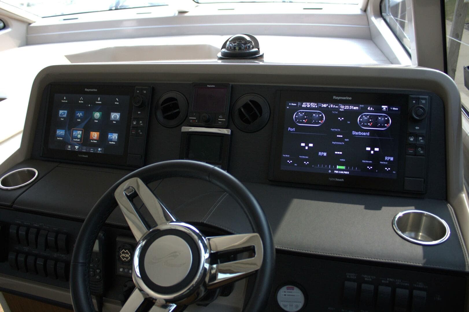 2017 Sea Ray 460 Sundancer — photo 12