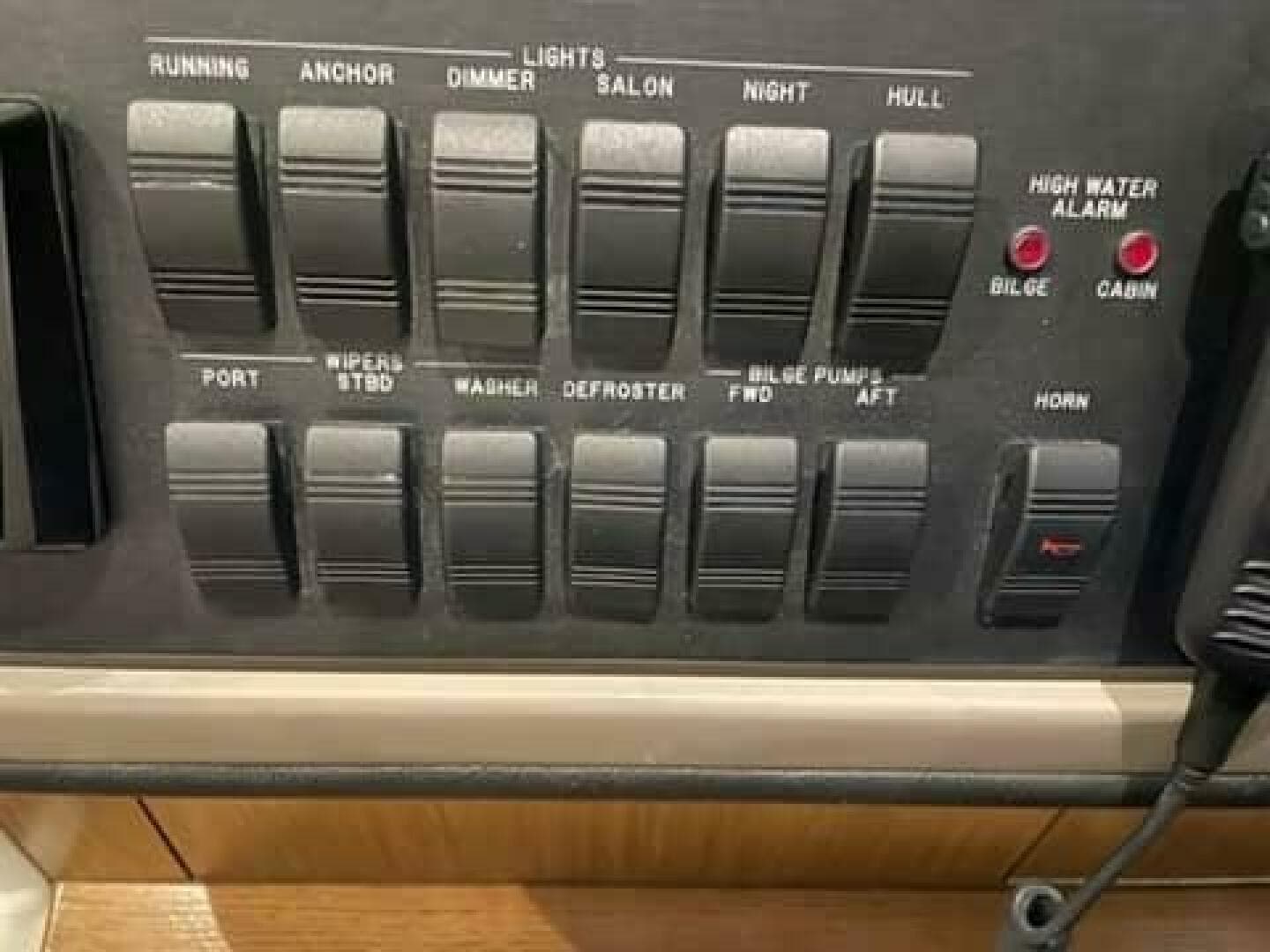 2017 Sea Ray 460 Sundancer — photo 4