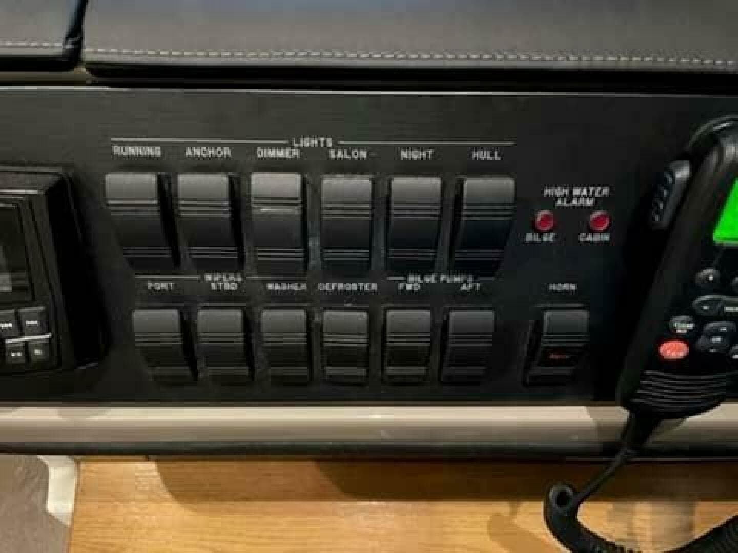 2017 Sea Ray 460 Sundancer — photo 63