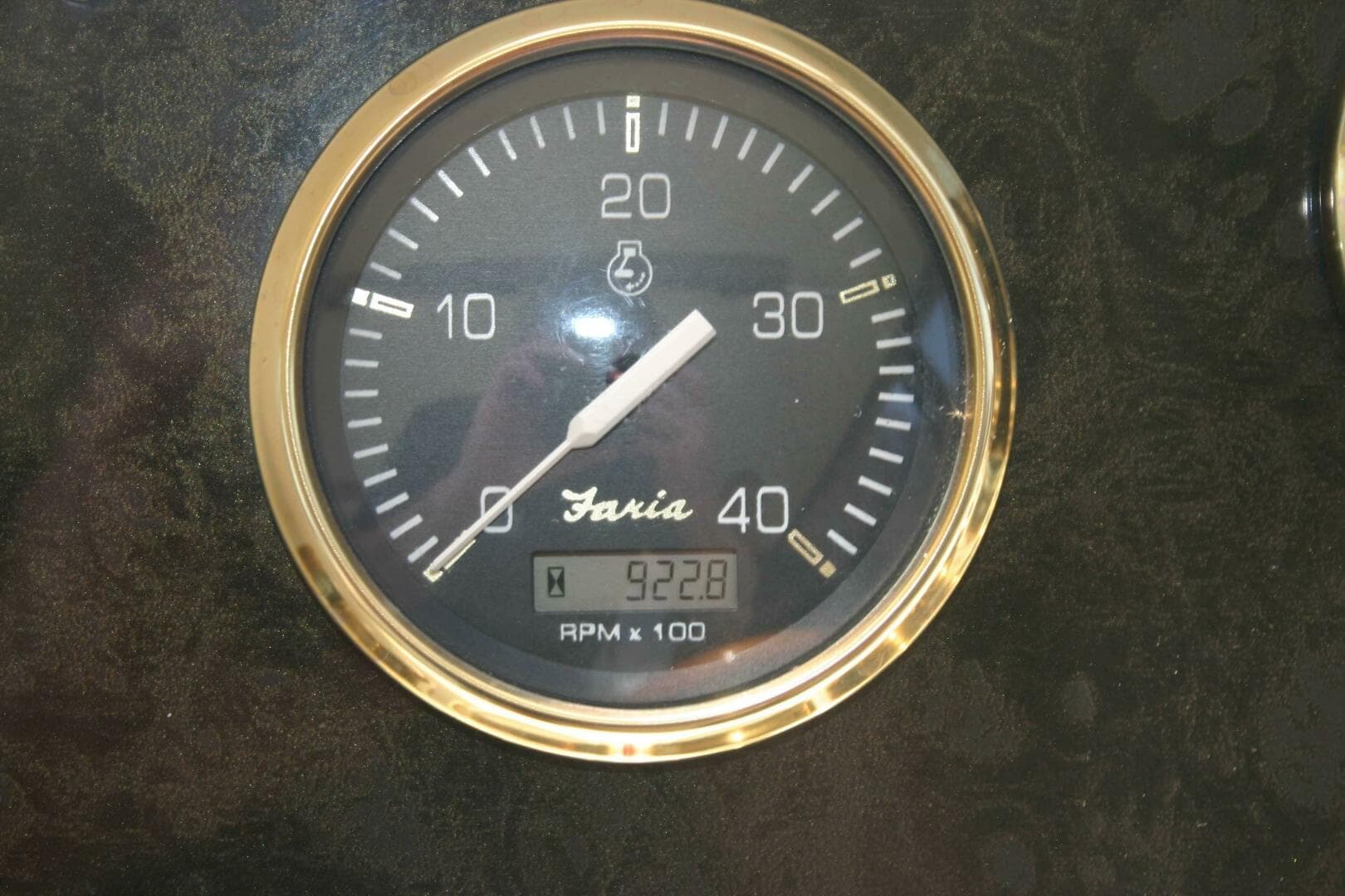 2001 Cruisers Yachts 3750 — photo 14