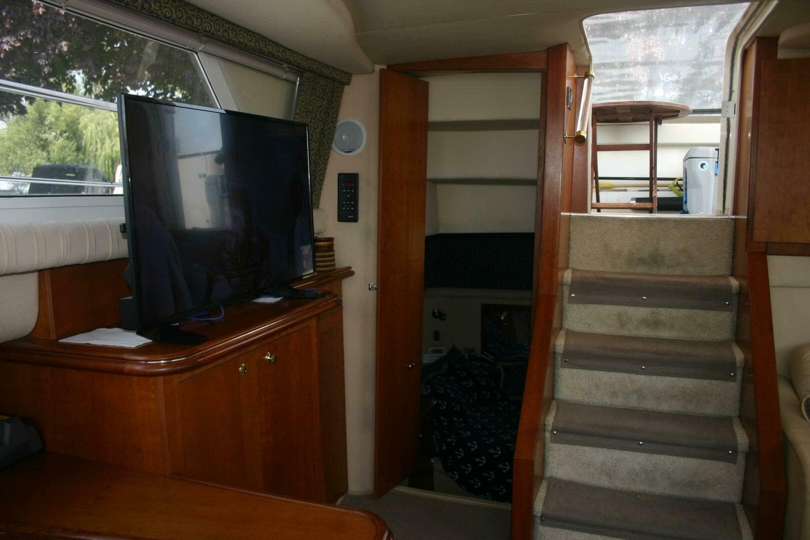 2001 Cruisers Yachts 3750 — photo 41