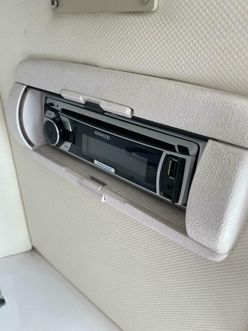 1998 Donzi 3250 — photo 3