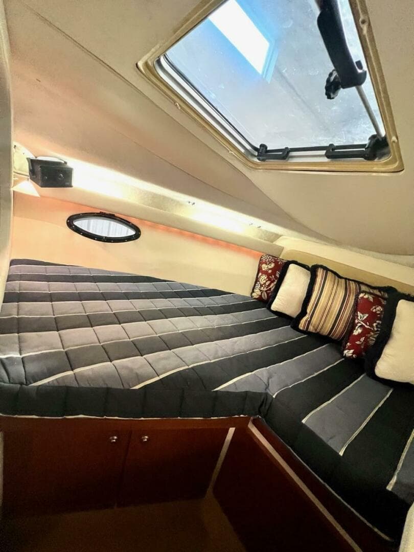 1988 Tiara Sport 310 Sport Cruiser — photo 30