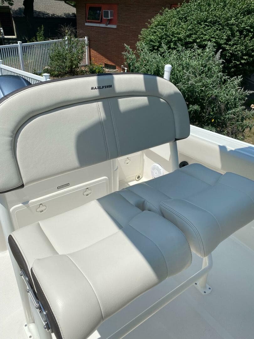 2022 Sailfish 220 Center Console — photo 28