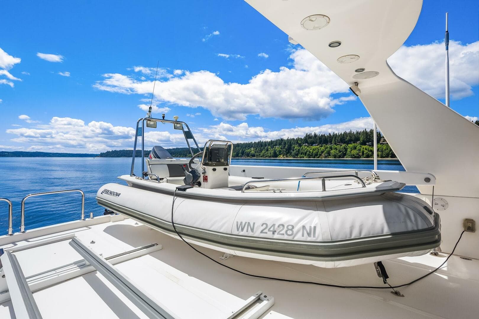 1999 Symbol Pilothouse — photo 52