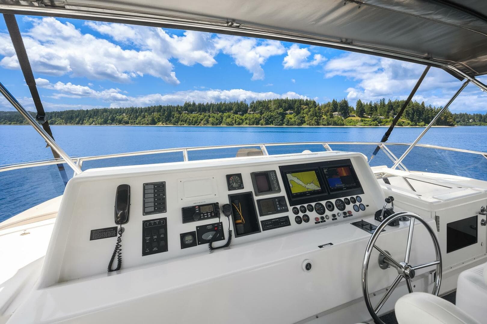 1999 Symbol Pilothouse — photo 58