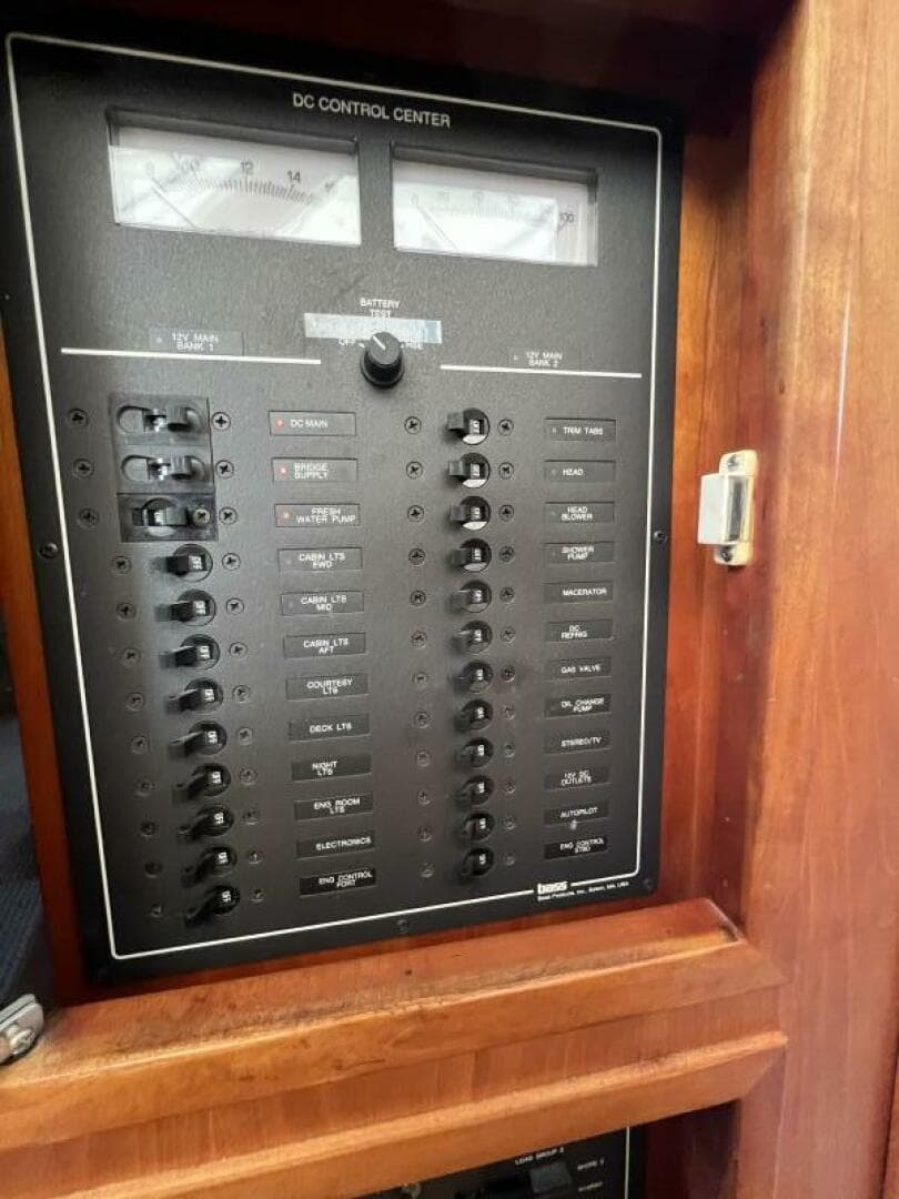 2002 Sabre Line 36 Sedan — photo 14