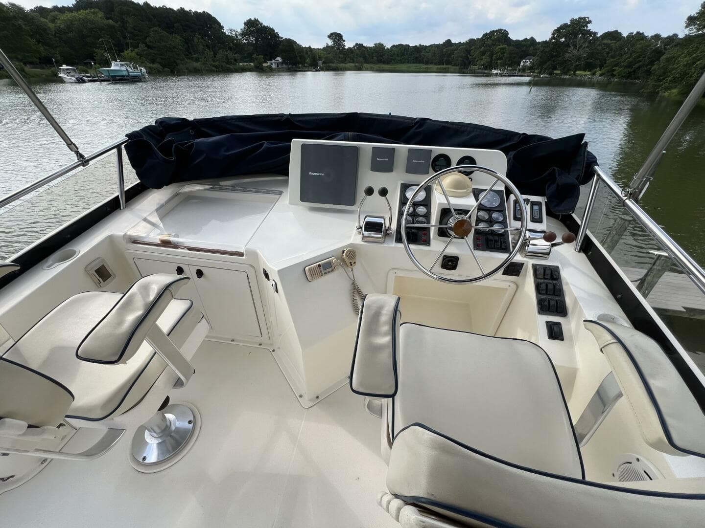 2002 Sabre Line 36 Sedan — photo 7