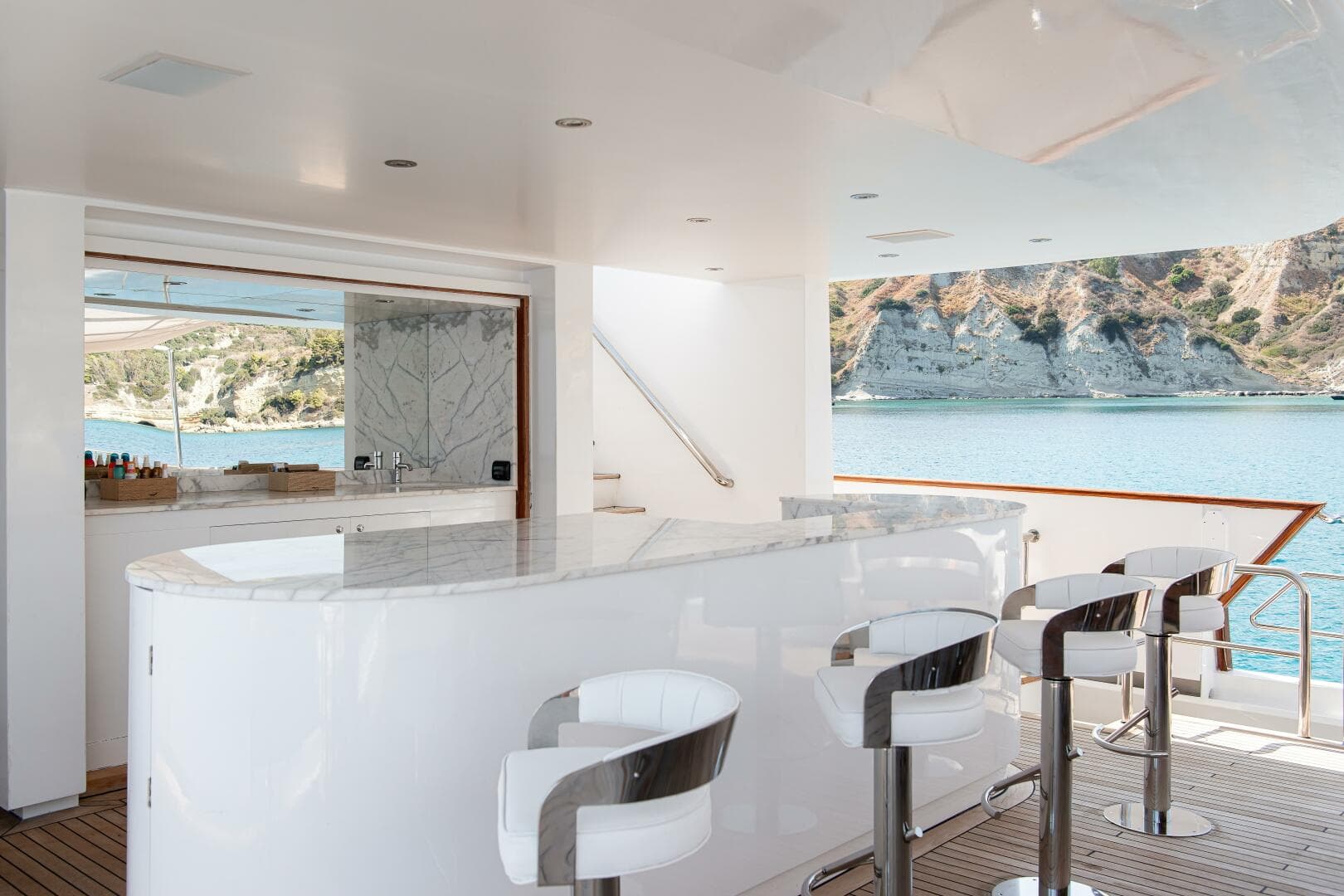 1983 Feadship — photo 35