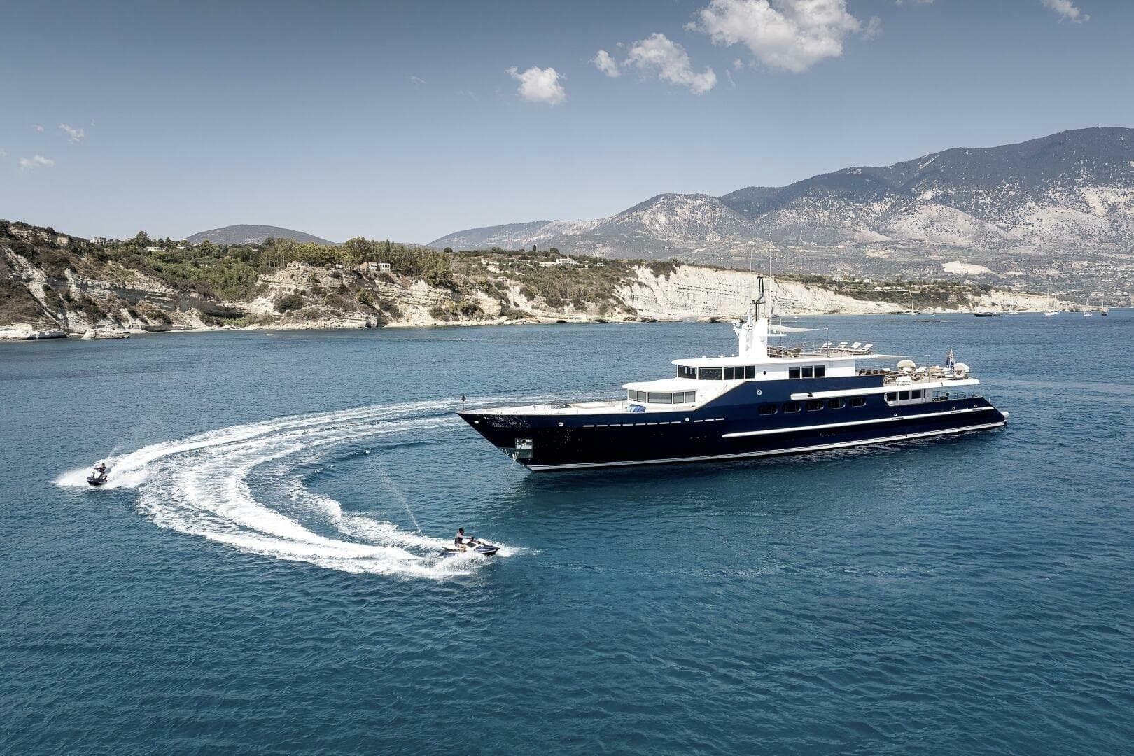 1983 Feadship — photo 5