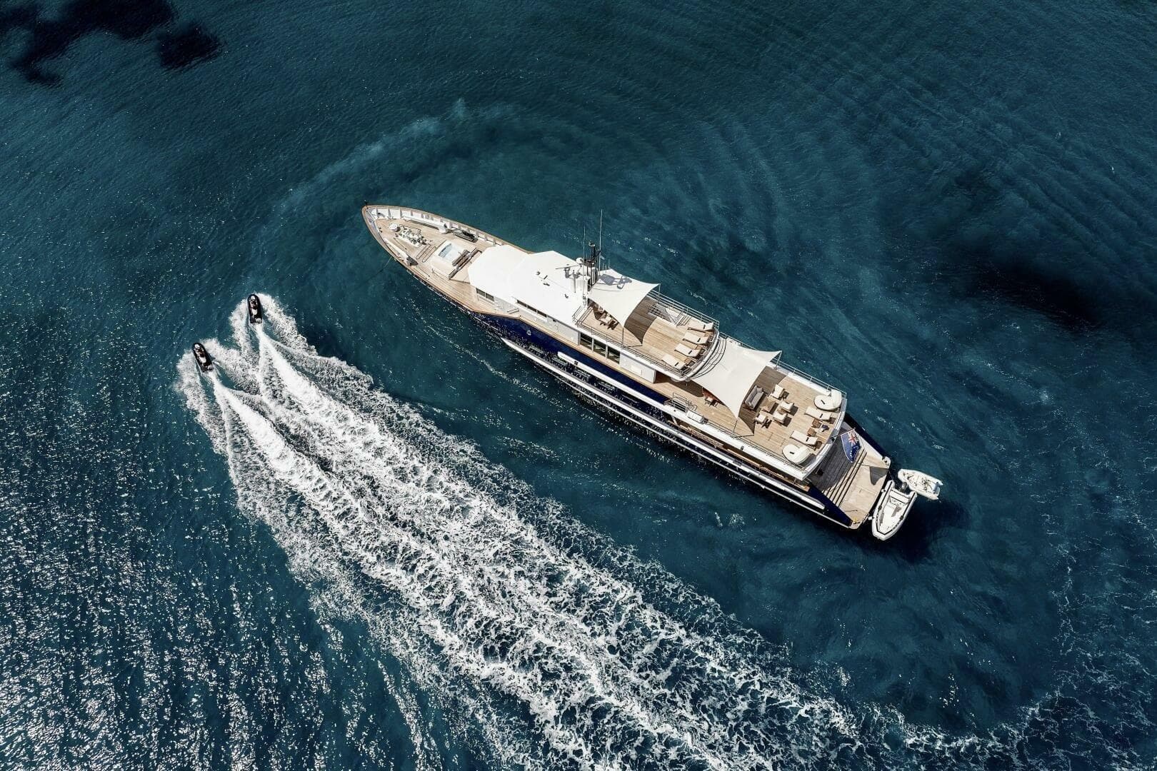 1983 Feadship — photo 4