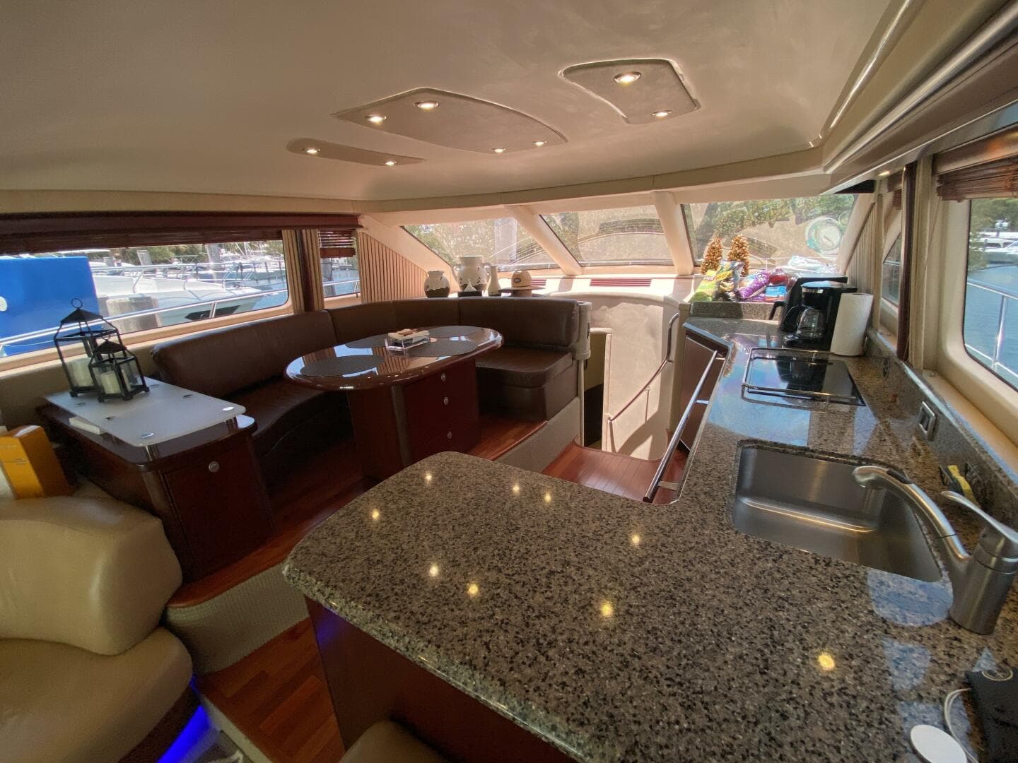 2006 Sea Ray 58 Sedan Bridge — photo 33