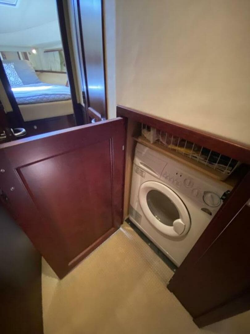 2006 Sea Ray 58 Sedan Bridge — photo 53