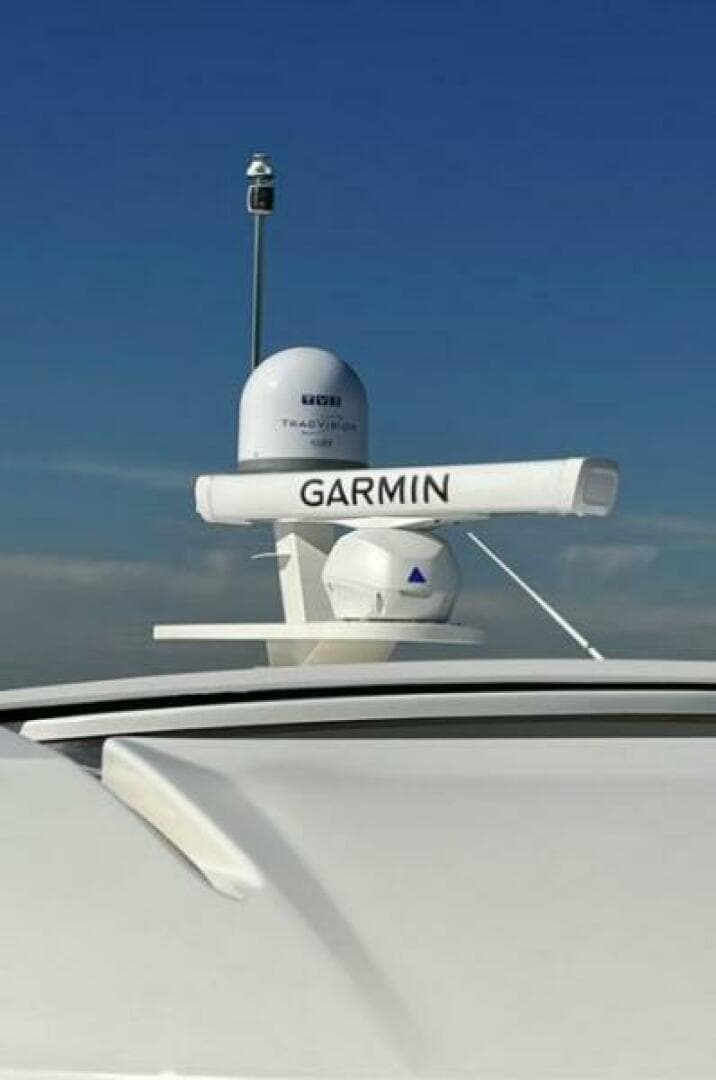 2021 Tiara Yachts 49 Coupe — photo 40