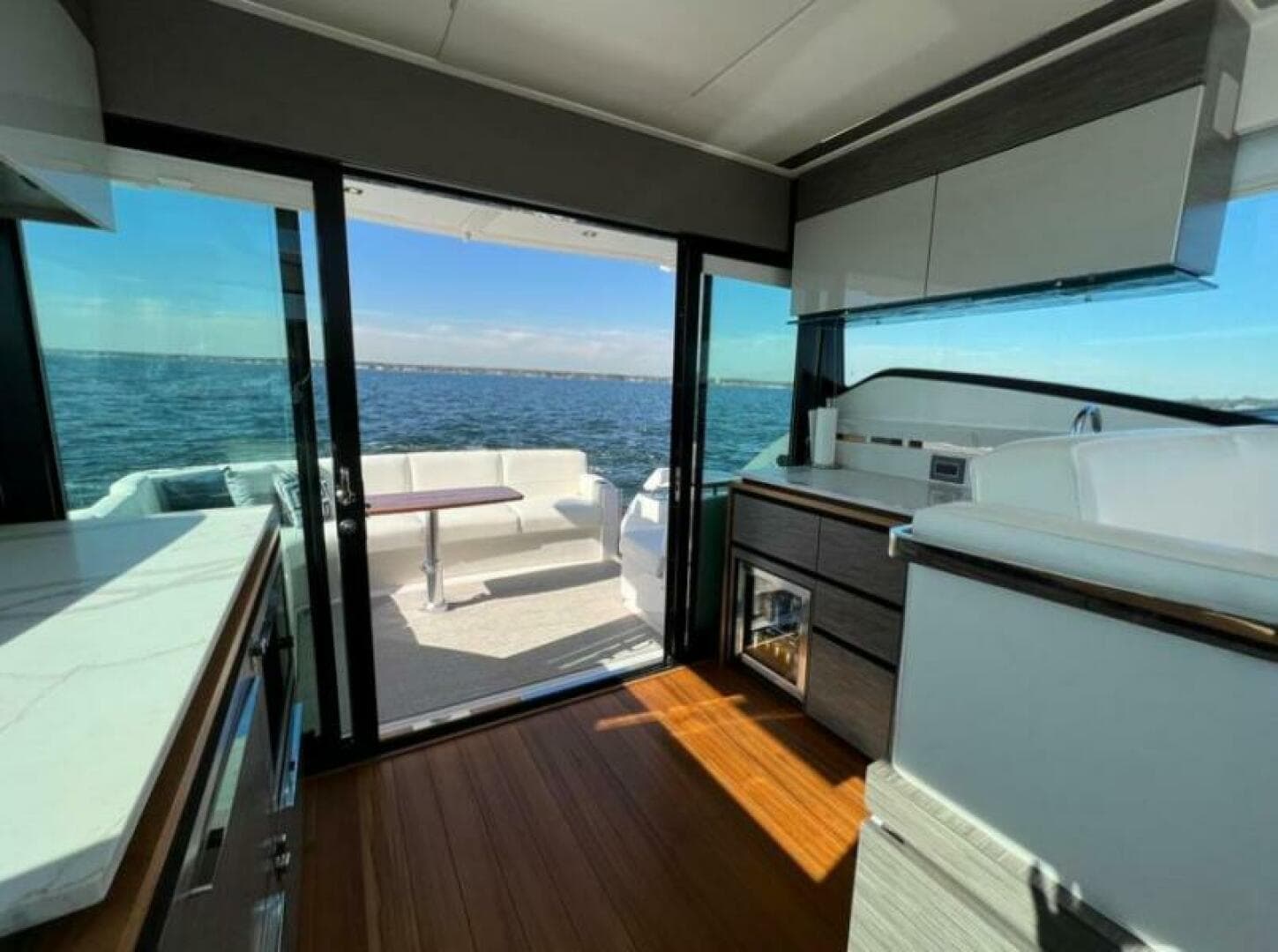 2021 Tiara Yachts 49 Coupe — photo 23