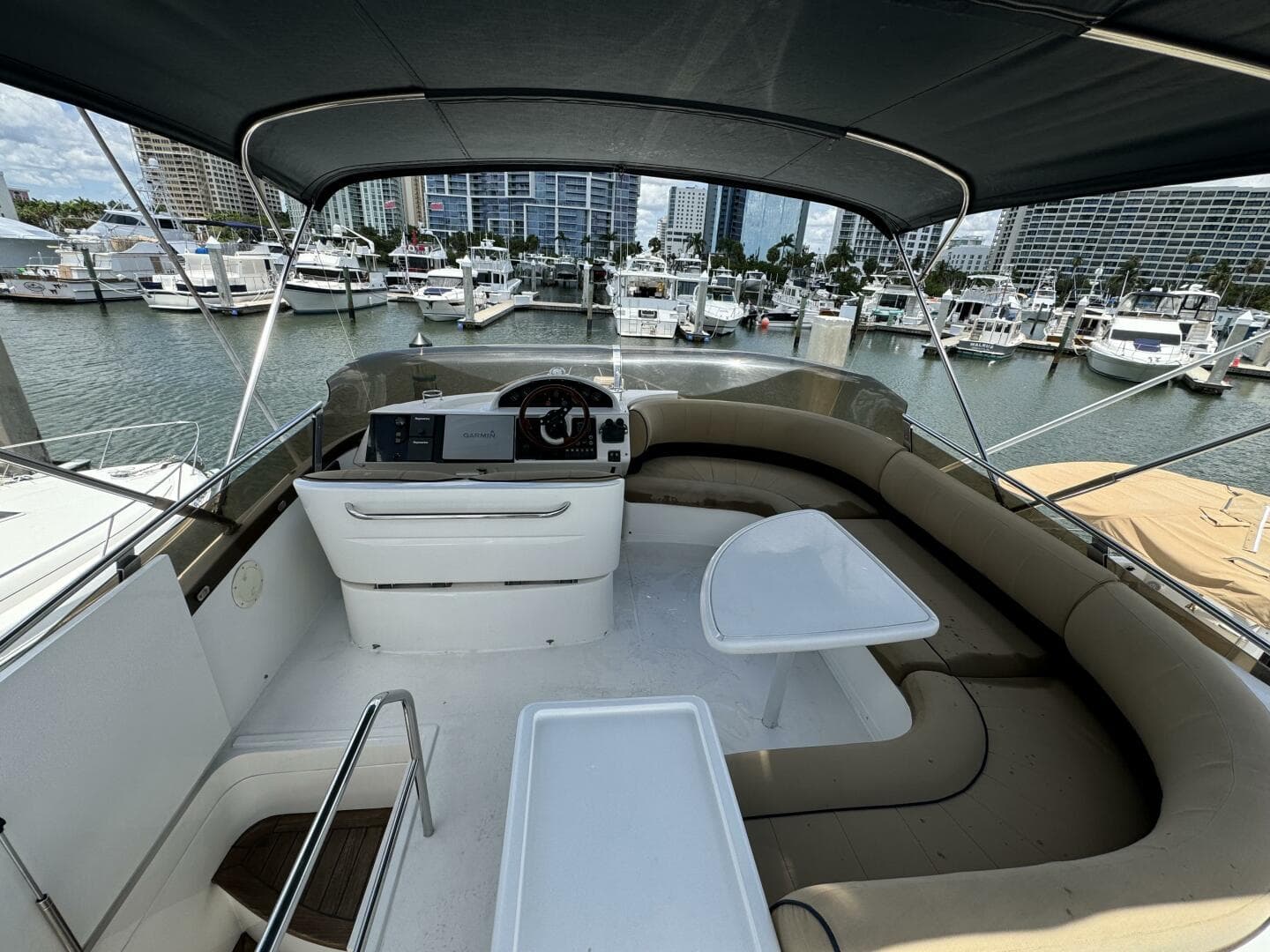 2001 Viking Princess 45 Flybridge — photo 20