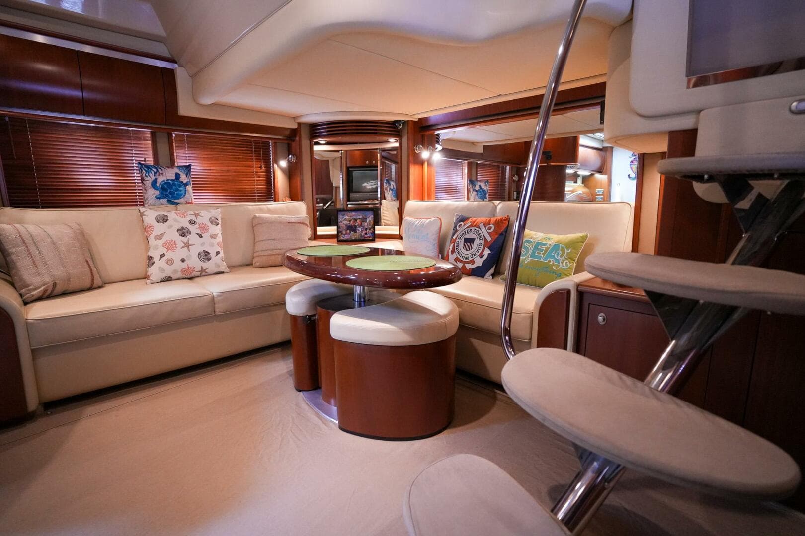 2006 Sea Ray 52 Sundancer — photo 31