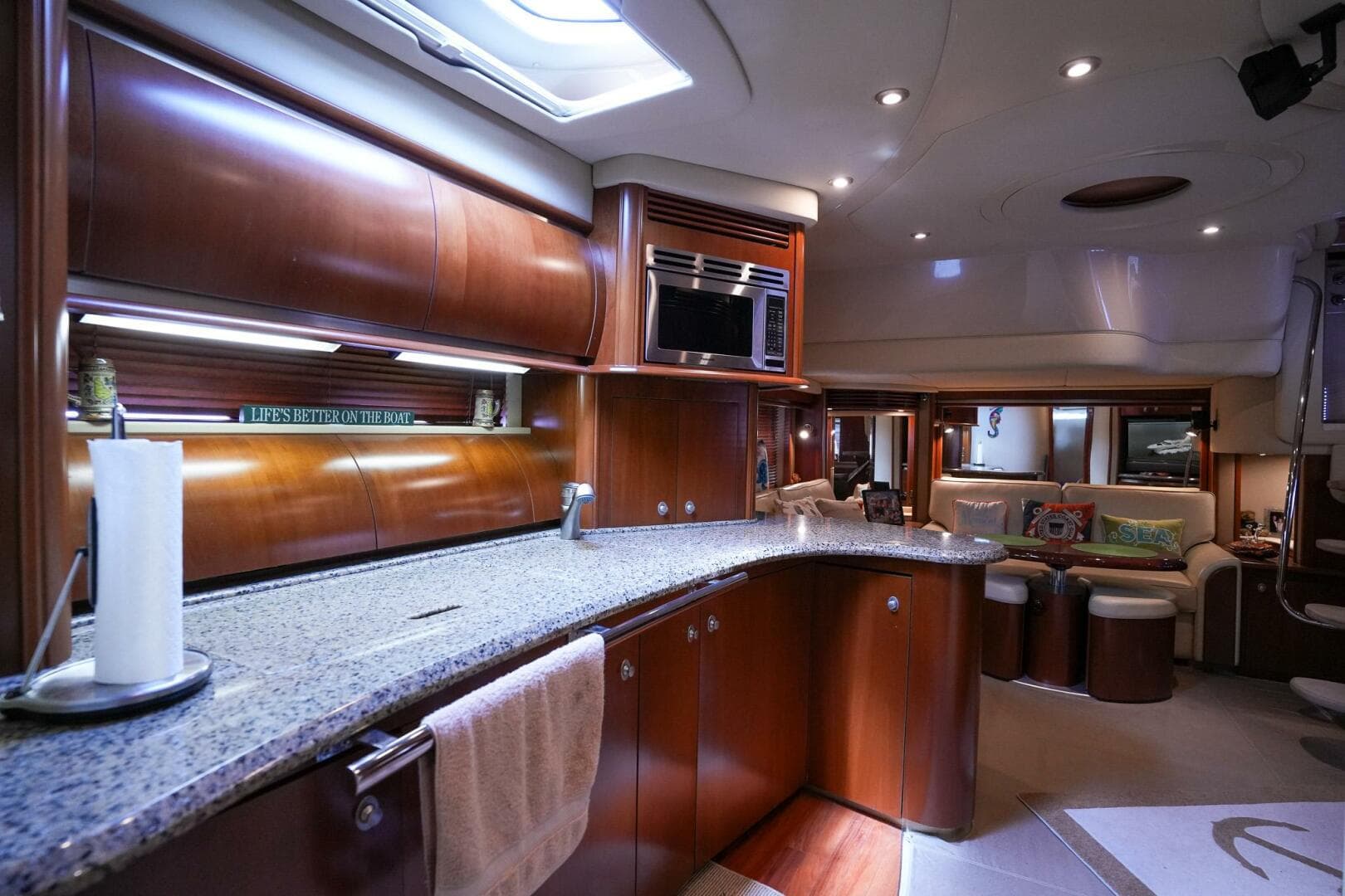 2006 Sea Ray 52 Sundancer — photo 36