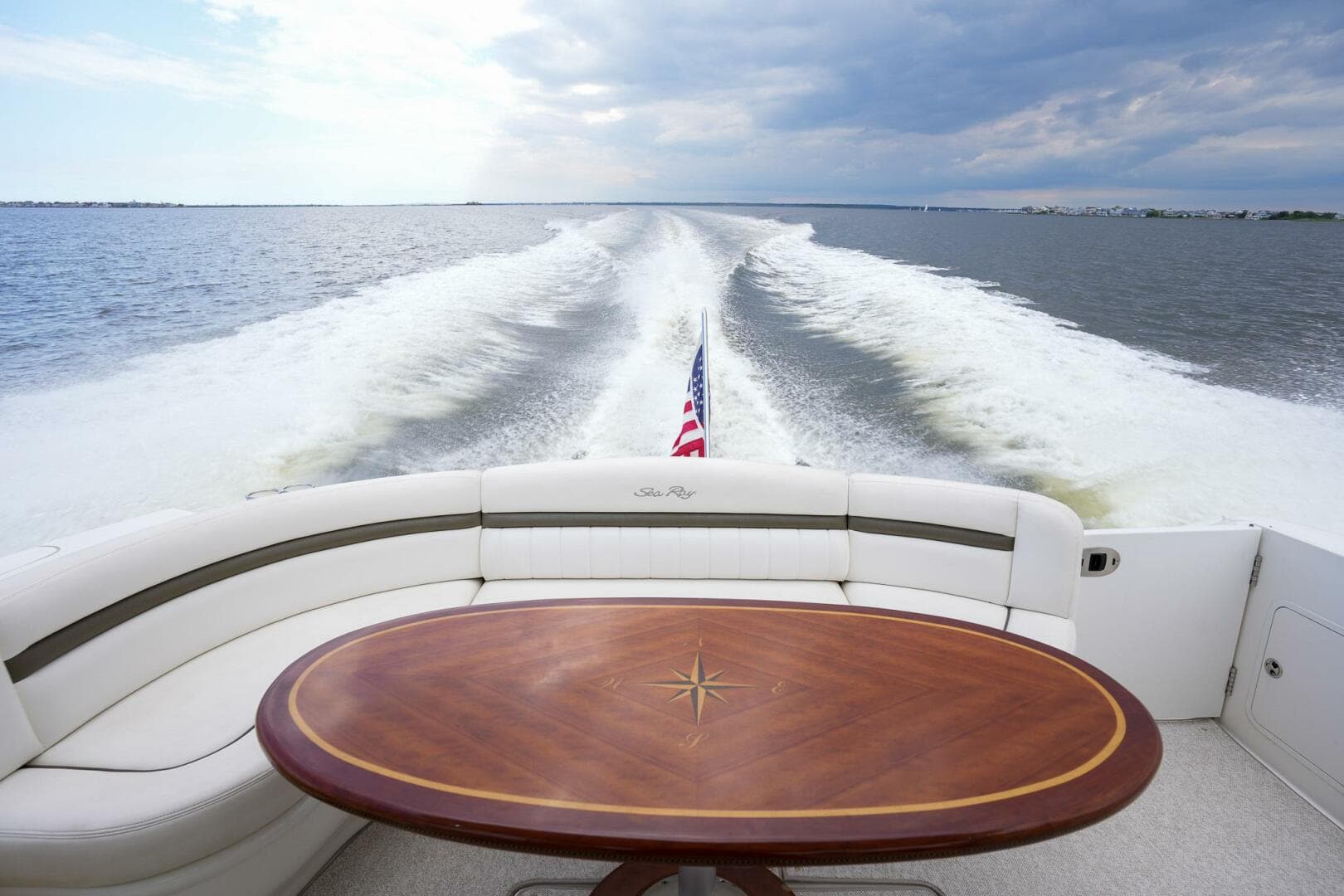 2006 Sea Ray 52 Sundancer — photo 17