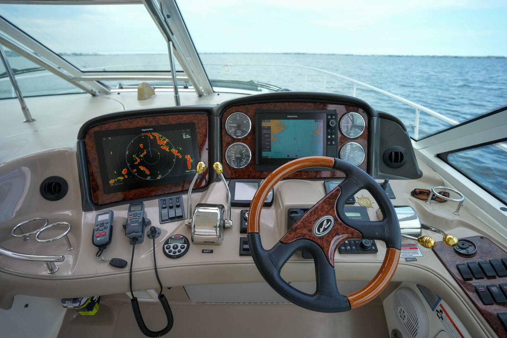 2006 Sea Ray 52 Sundancer — photo 28