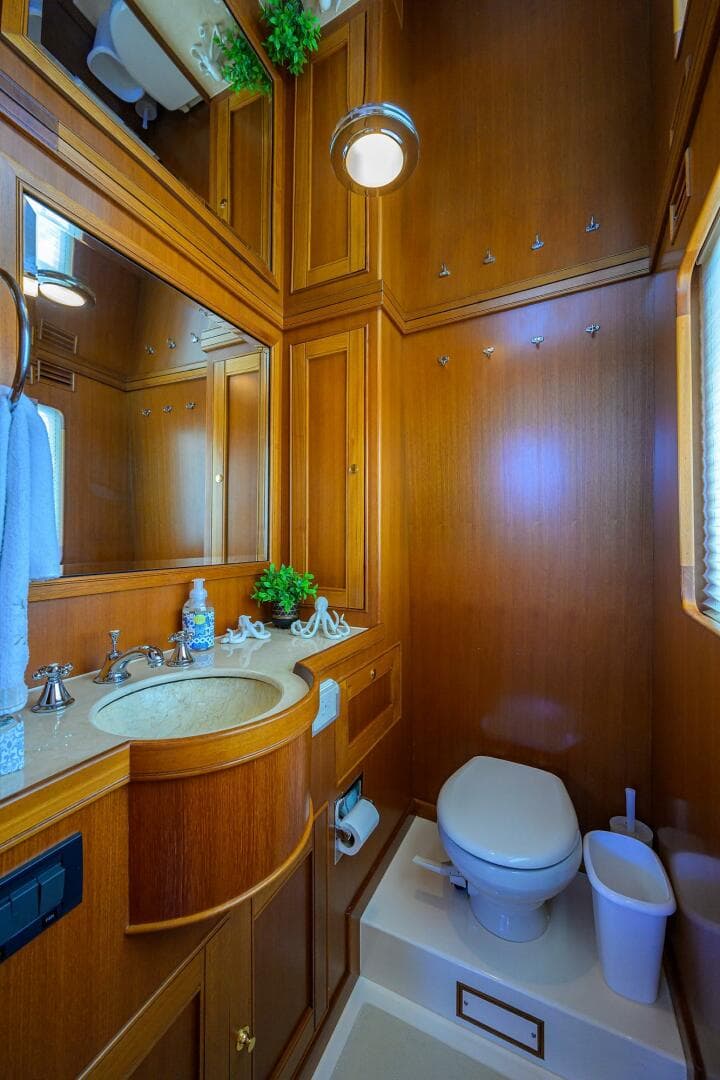 2011 Marlow Explorer — photo 41