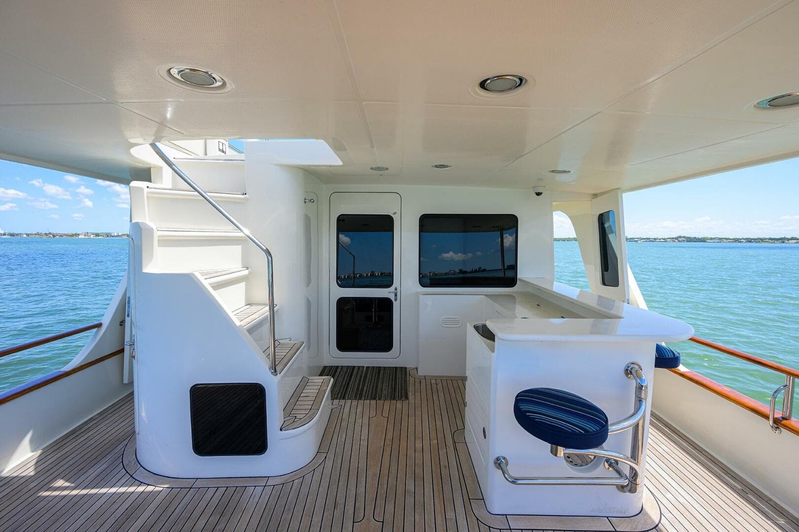 2011 Marlow Explorer — photo 42