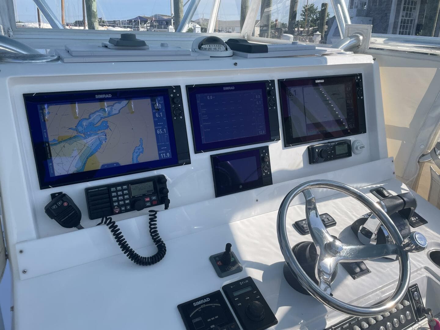 2018 Invincible 42 Center Cabin — photo 62