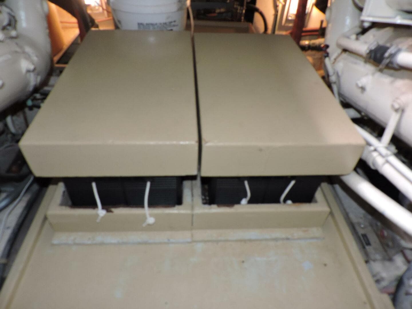 1990 Post 44 — photo 69