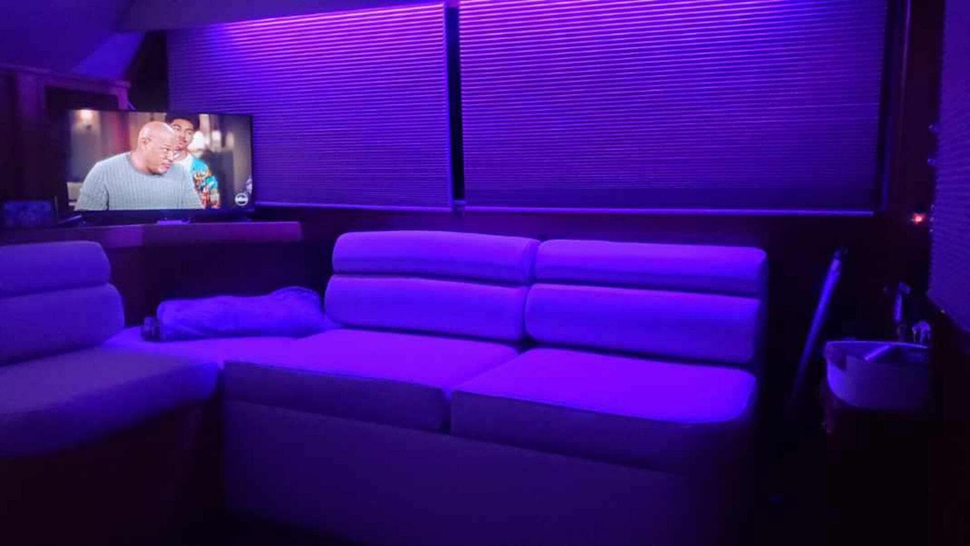 1990 Post 44 — photo 26