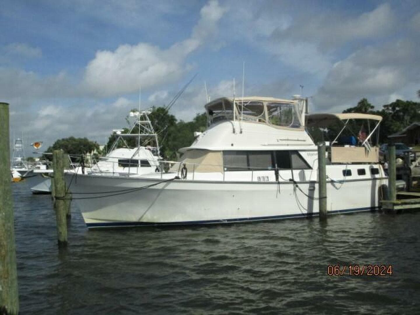 1984 Mainship 40 DC — photo 4