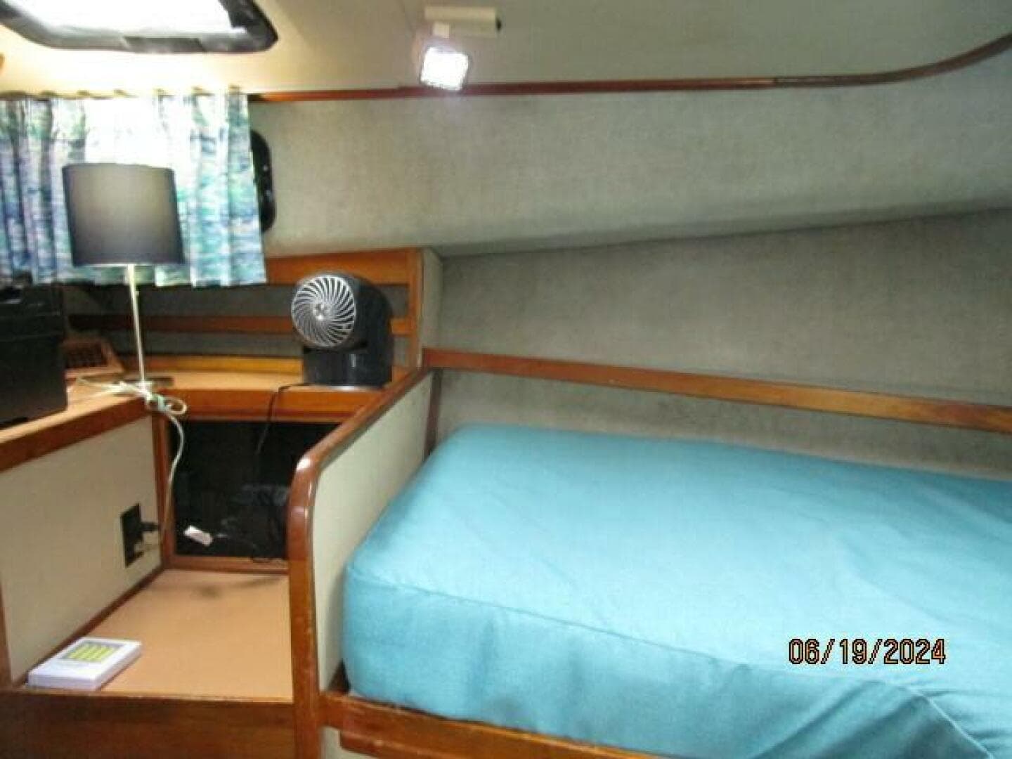 1984 Mainship 40 DC — photo 53