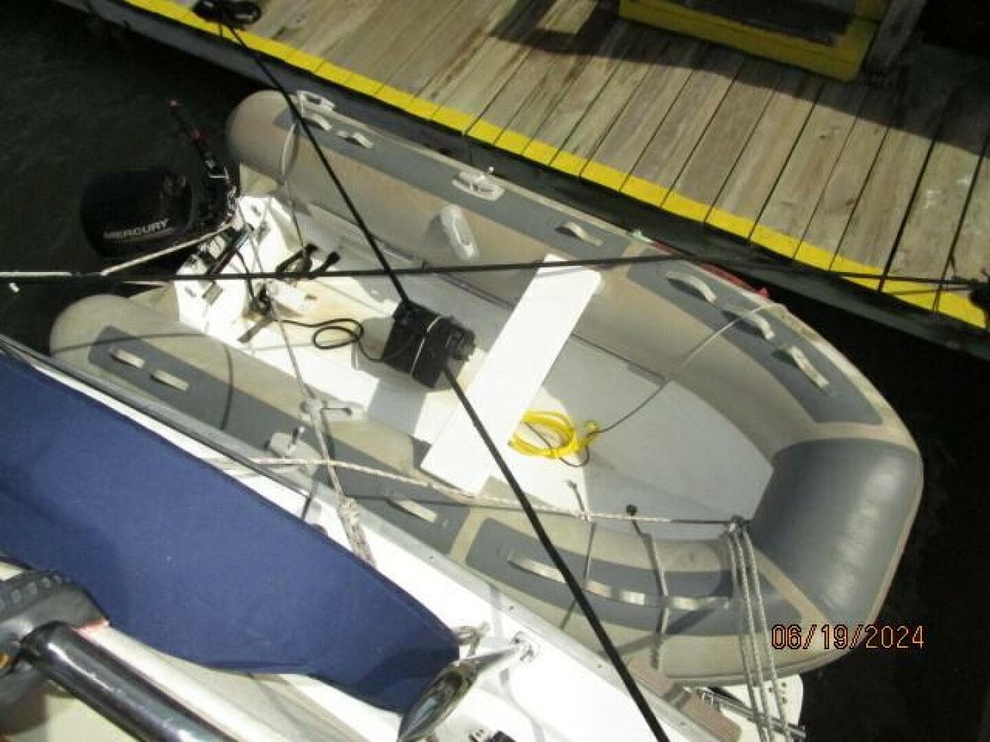 1984 Mainship 40 DC — photo 33