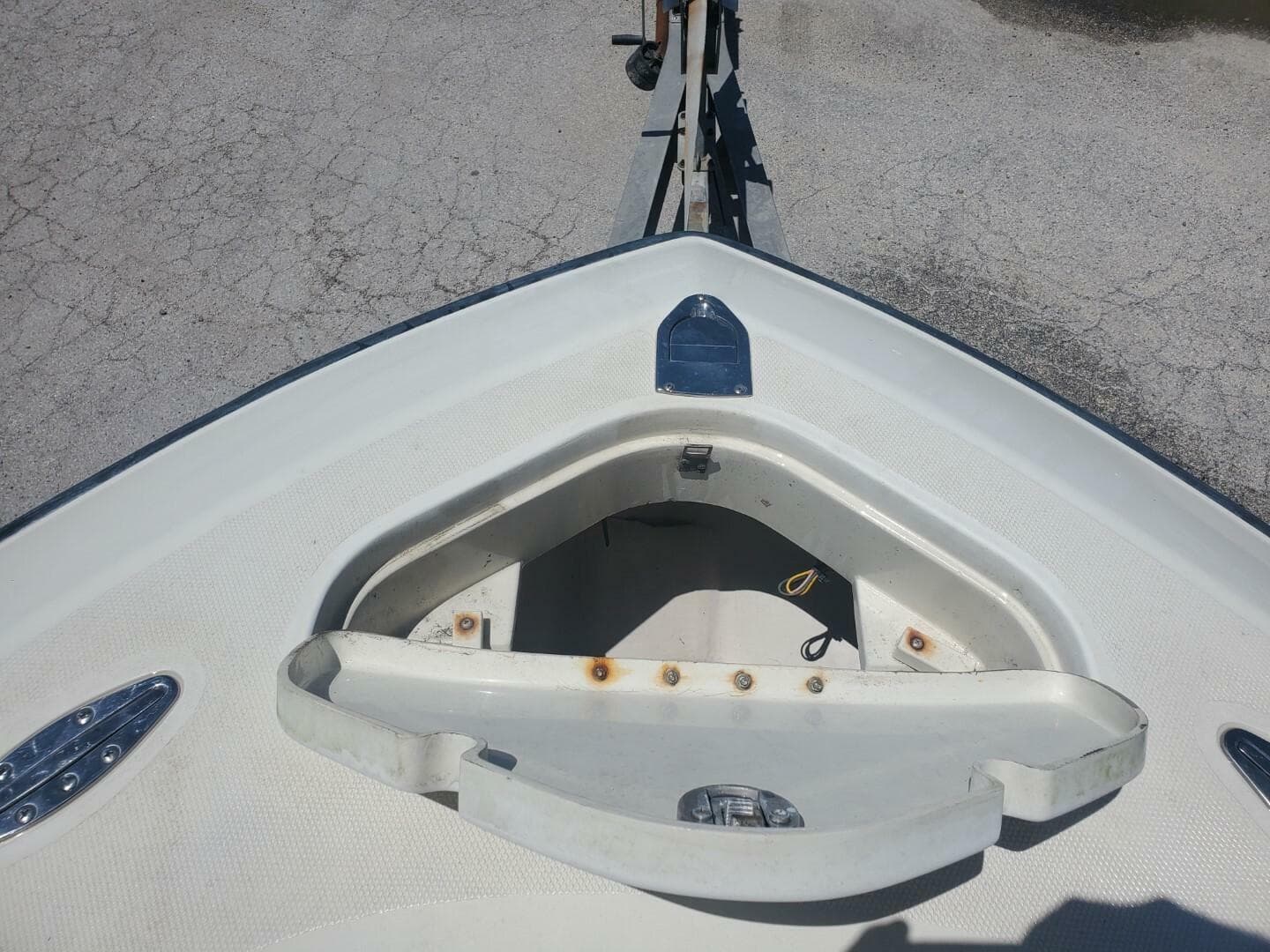 2003 Hydra-Sports 2400 Center Console — photo 7