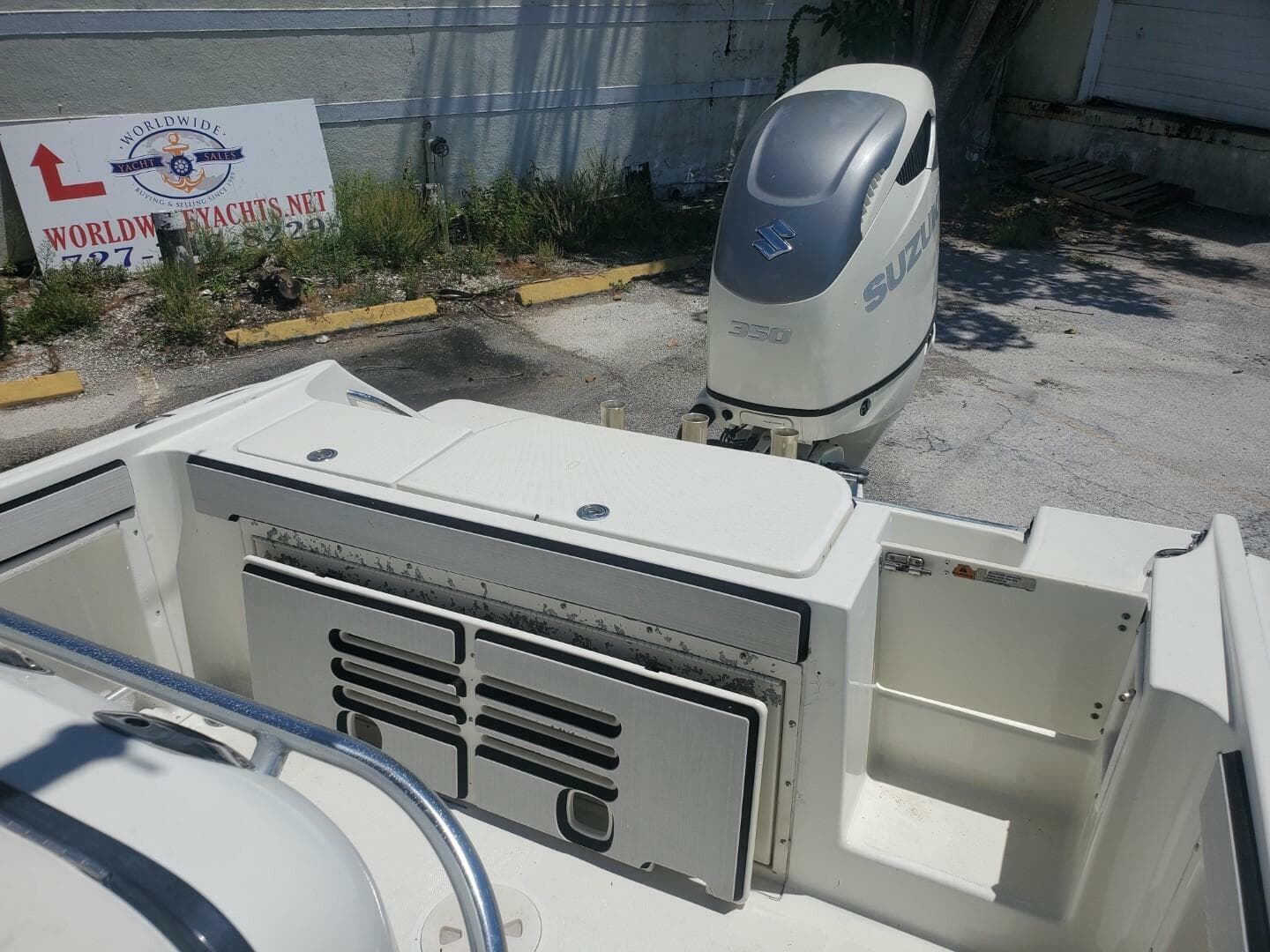 2003 Hydra-Sports 2400 Center Console — photo 12