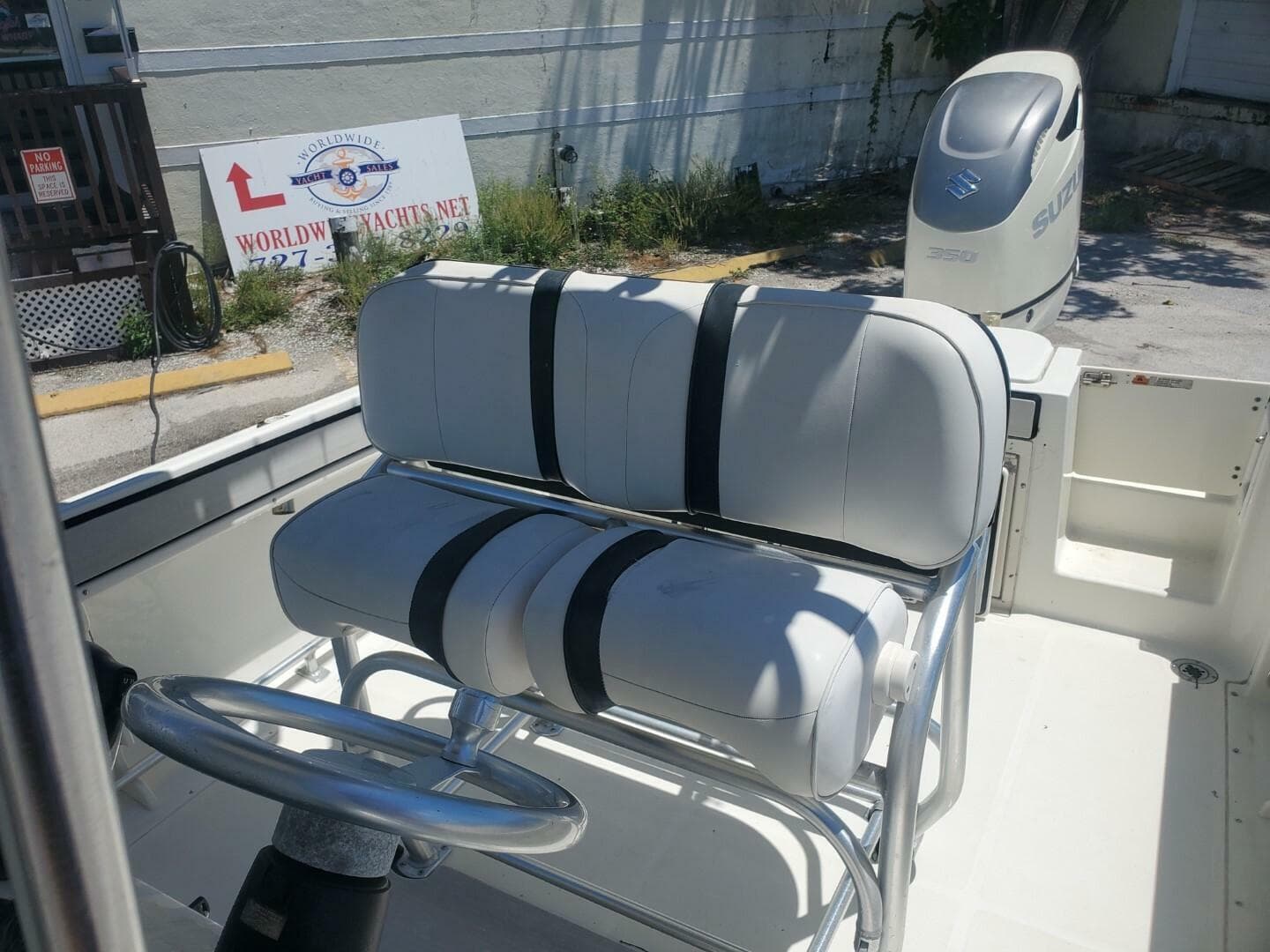 2003 Hydra-Sports 2400 Center Console — photo 11