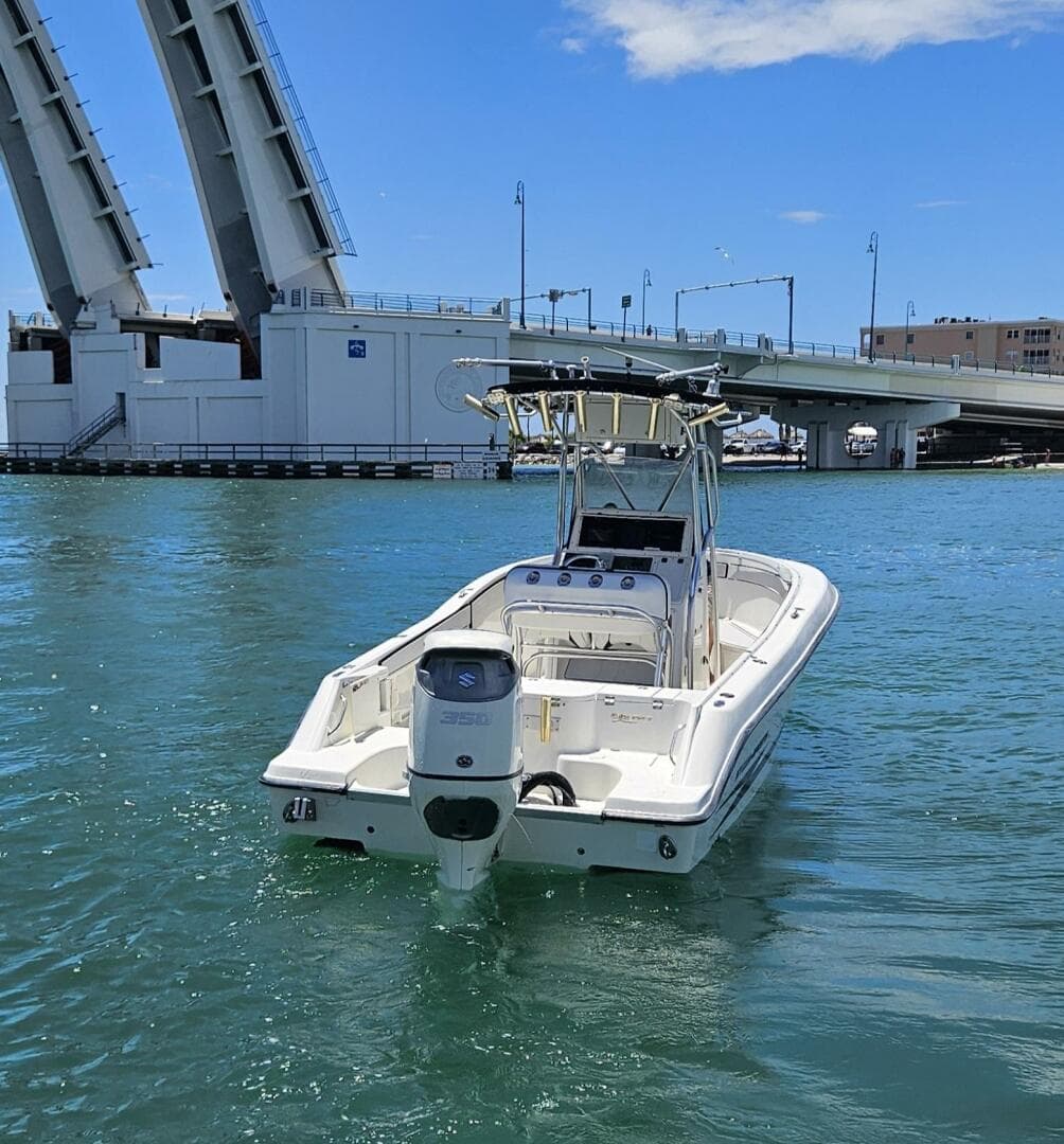 2003 Hydra-Sports 2400 Center Console — photo 5