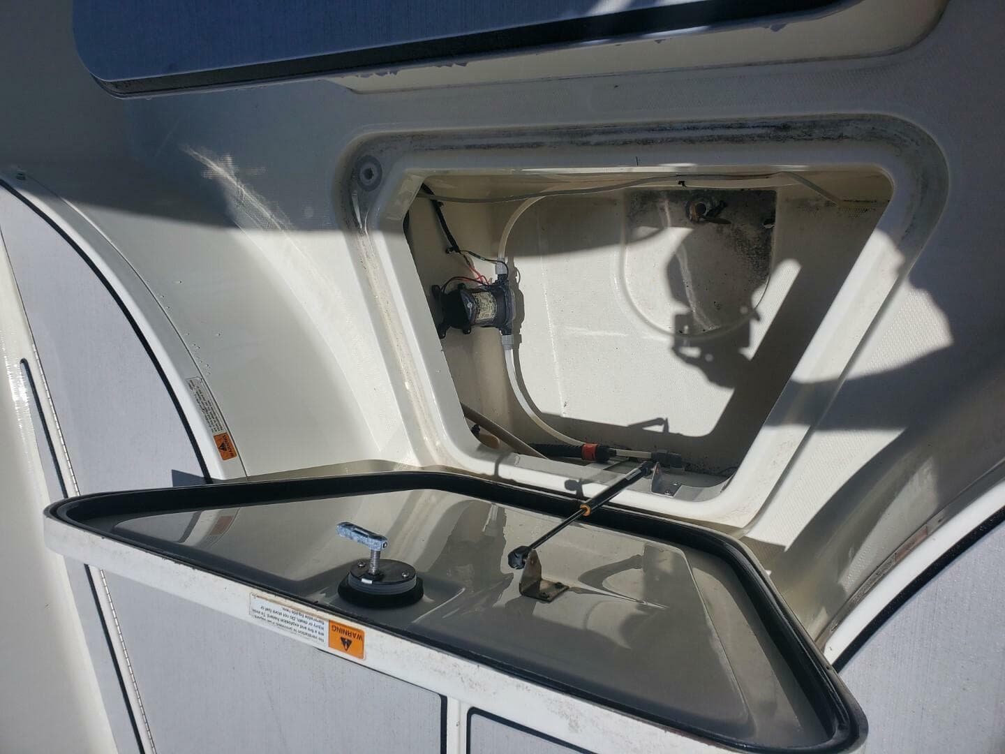 2003 Hydra-Sports 2400 Center Console — photo 9