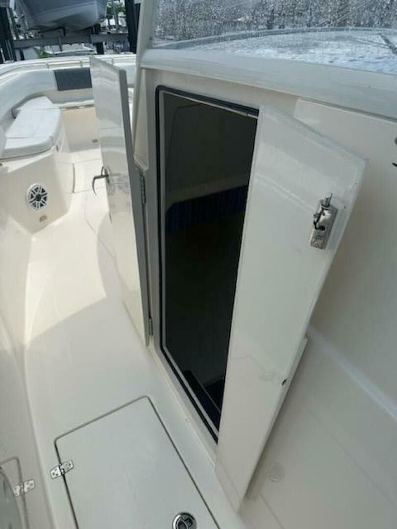 2023 Cobia 350 CC — photo 20