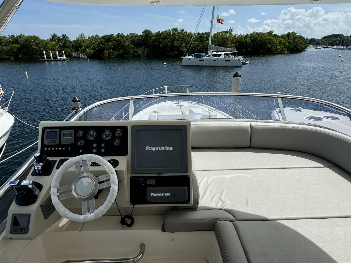 2013 Azimut 64 Flybridge — photo 26