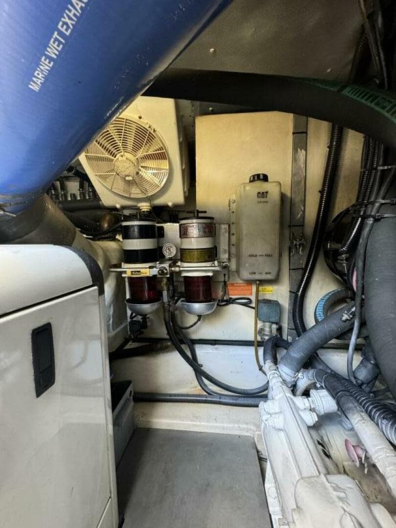 2013 Azimut 64 Flybridge — photo 36